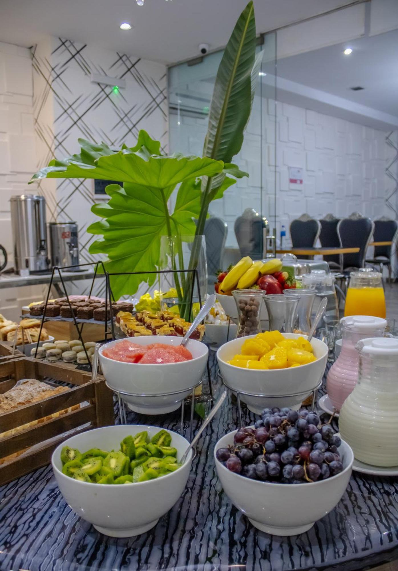 Ker Belgrano Hotel Buenos Aires Bagian luar foto